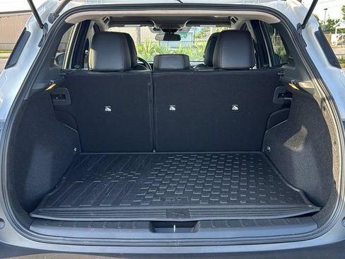 Used 2025 Nissan Kicks SR w/ SR Premium Package FWD image 15