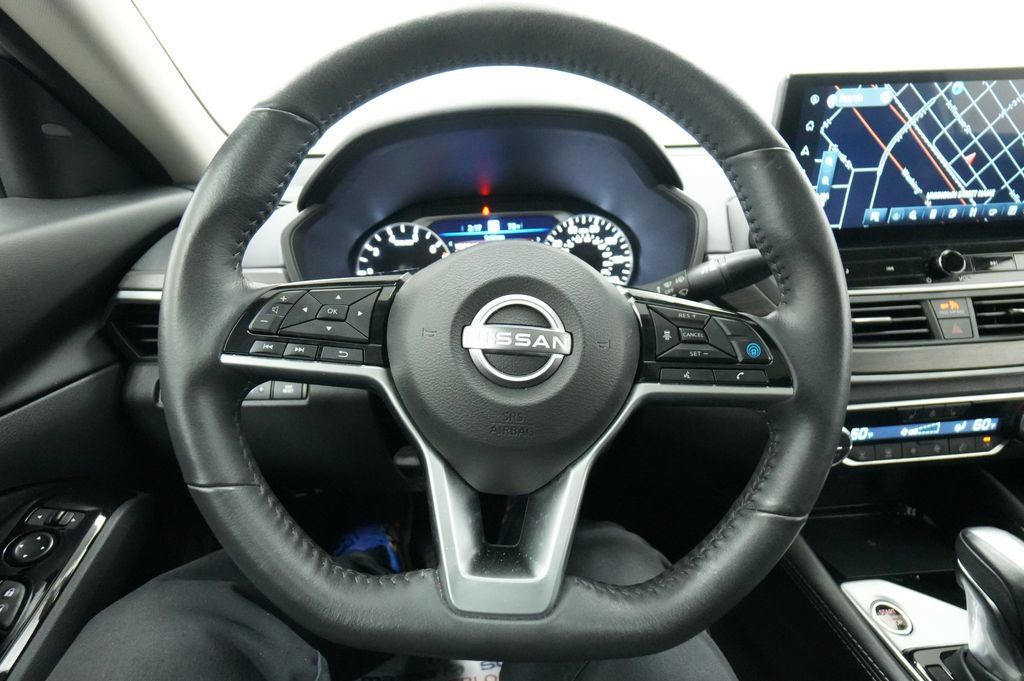 Used 2024 Nissan Altima 2.5 SL AWD/4WD image 36