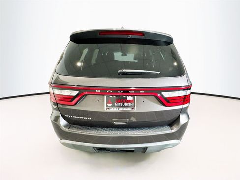 Used 2021 Dodge Durango SXT image 4