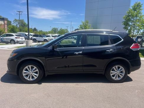 Used 2016 Nissan Rogue SV AWD/4WD image 7