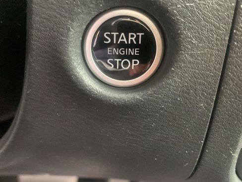 Used 2023 Nissan Frontier SV w/ SV Convenience Package image 13