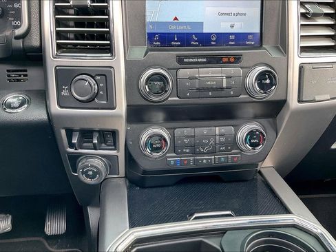 Used 2020 Ford F250 Platinum w/ FX4 Off-Road Package AWD/4WD image 35