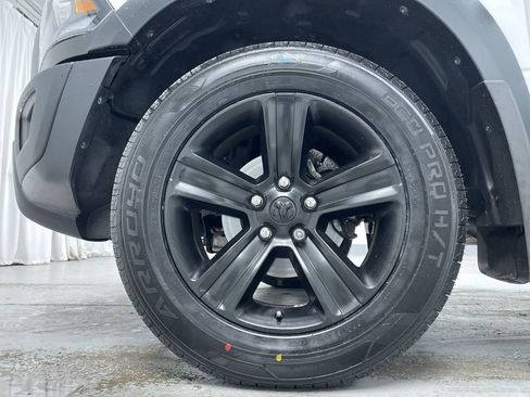 Used 2022 RAM 1500 Classic Warlock w/ Warlock Decor Package image 6