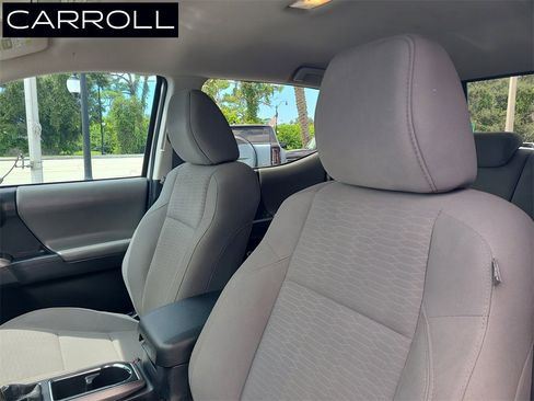 Used 2019 Toyota Tacoma SR5 image 20