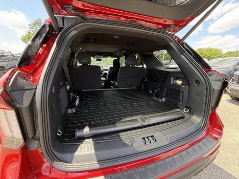 Used 2025 Ford Explorer ST w/ Sun And Sound Package AWD/4WD image 29