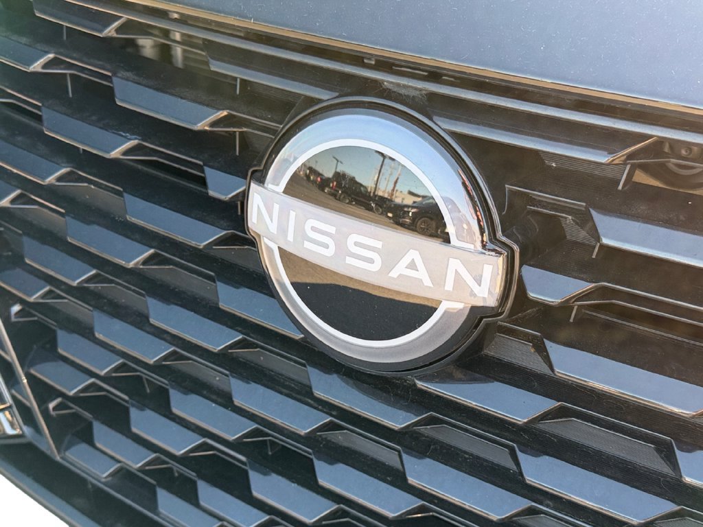 Used 2025 Nissan Altima 2.5 SR AWD/4WD image 32