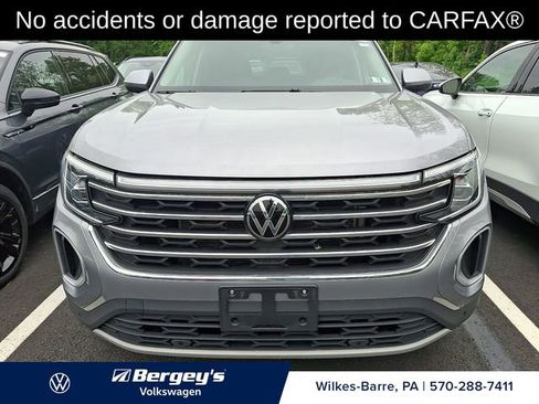 Certified 2025 Volkswagen Atlas SE AWD/4WD image 2