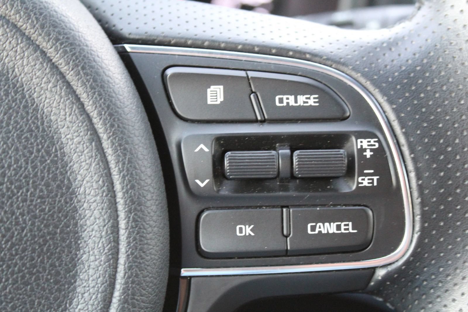 Used 2017 Kia Sportage SX FWD image 17