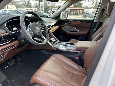 Used 2023 Acura MDX SH-AWD w/ Technology Package image 11