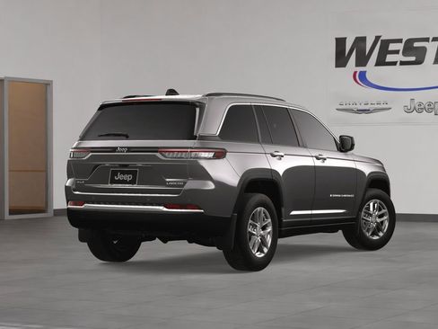 New 2025 Jeep Grand Cherokee Laredo X w/ Luxury Tech Group I image 5