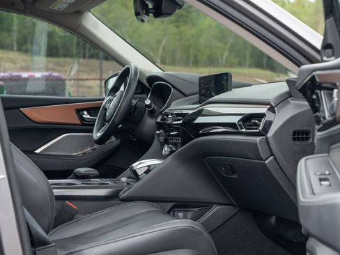 Used 2022 Acura MDX w/ Technology Package FWD image 17