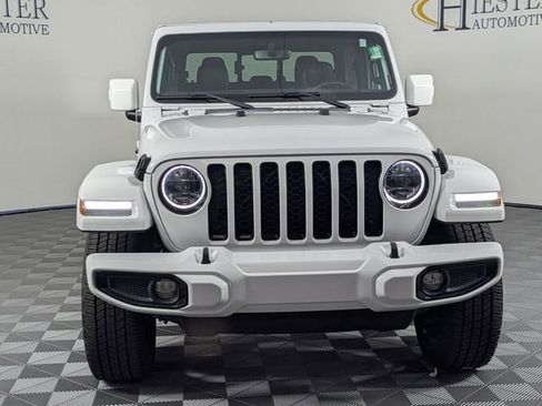 Used 2023 Jeep Gladiator Overland AWD/4WD image 6