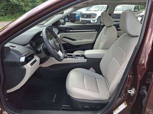 Certified 2023 Nissan Altima 2.5 SL FWD image 15