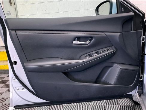 Certified 2021 Nissan Sentra SV image 22