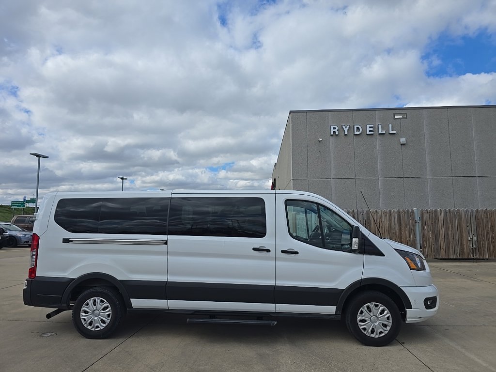 Used 2023 Ford Transit 350 XLT RWD image 4