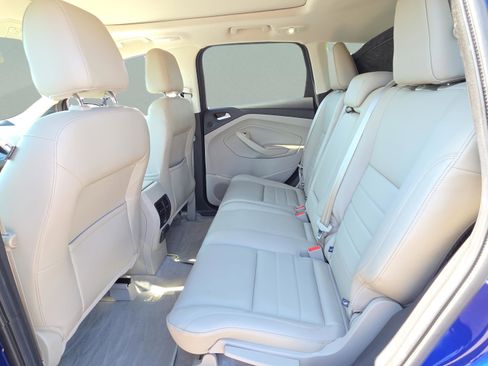 Used 2014 Ford Escape SE w/ Equipment Group 201A image 18