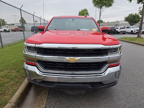 Used 2018 Chevrolet Silverado 1500 LT w/ Texas Edition RWD image 2