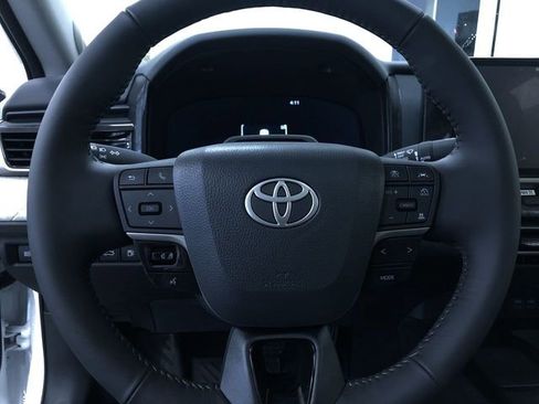 New 2026 Toyota Camry XLE image 16
