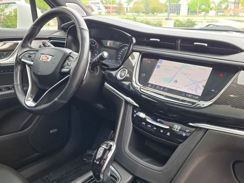 Used 2020 Cadillac XT6 Sport AWD/4WD image 7