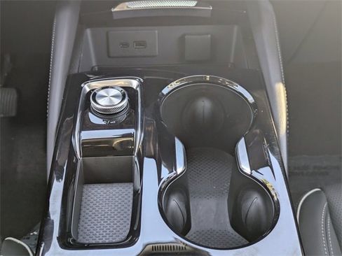 New 2025 Buick Envision Avenir image 21