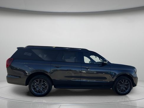 New 2026 Ford Expedition Max Platinum w/ Stealth Appearance Package image 34