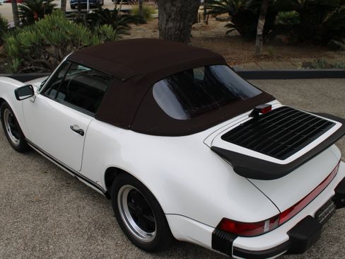 Used 1987 Porsche 911 Carrera image 45
