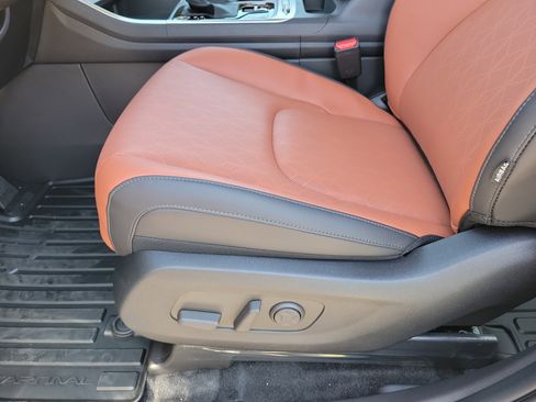 New 2026 Kia Carnival SX FWD image 5