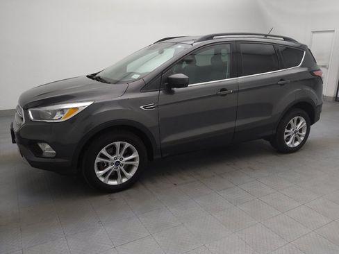 Used 2018 Ford Escape SE w/ SE Sync 3 Package image 2