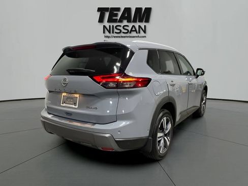 Certified 2024 Nissan Rogue SL w/ SL Premium Package AWD/4WD image 7