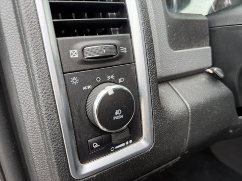 Used 2018 RAM 1500 Big Horn AWD/4WD image 16