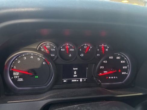 Used 2023 Chevrolet Silverado 1500 Custom image 13