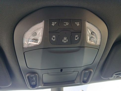 New 2026 Chrysler Pacifica Select image 19