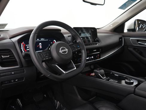 Used 2023 Nissan Rogue Platinum AWD/4WD image 26