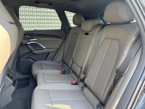 New 2025 Audi Q5 Premium Plus image 9