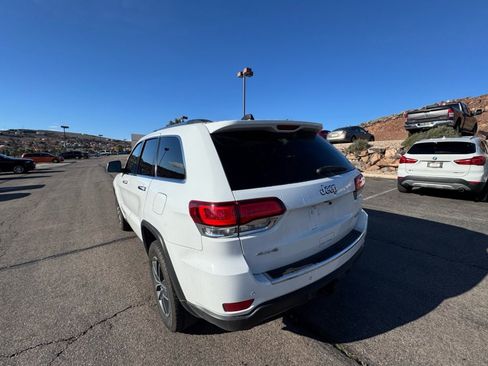 Used 2020 Jeep Grand Cherokee Limited w/ Trailer Tow Group IV image 3