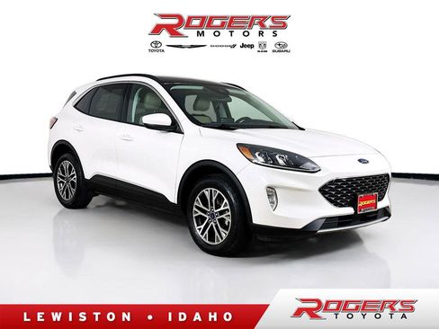 Used 2022 Ford Escape SEL w/ Technology Package AWD/4WD image 1
