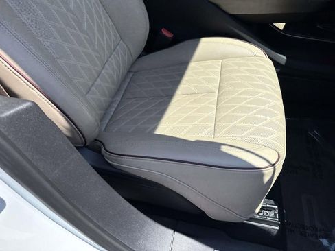 Used 2025 Cadillac Lyriq Sport w/ Nappa Leather Package AWD/4WD image 28