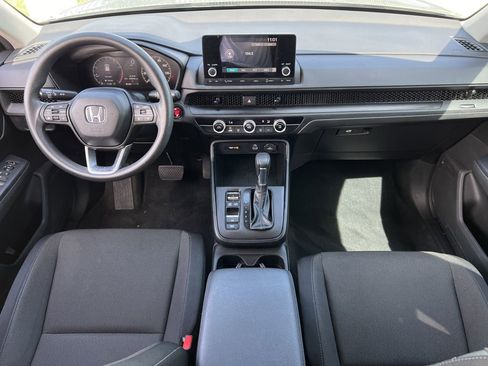 Used 2024 Honda CR-V LX image 7