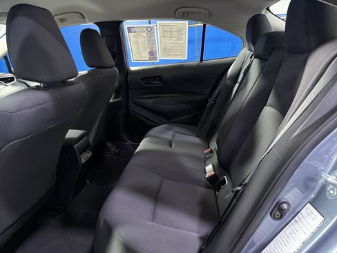 Used 2025 Toyota Corolla LE FWD image 27