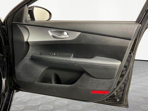 Used 2022 Kia Forte Sedan FWD image 26