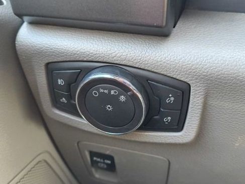 Used 2018 Ford F150 XLT image 12