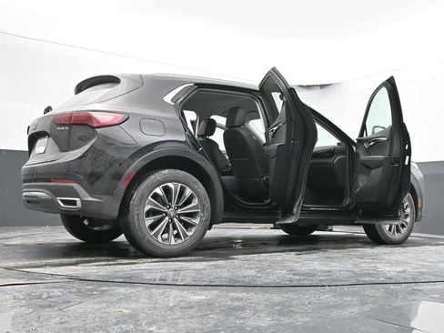 Used 2024 Buick Envision Preferred image 71