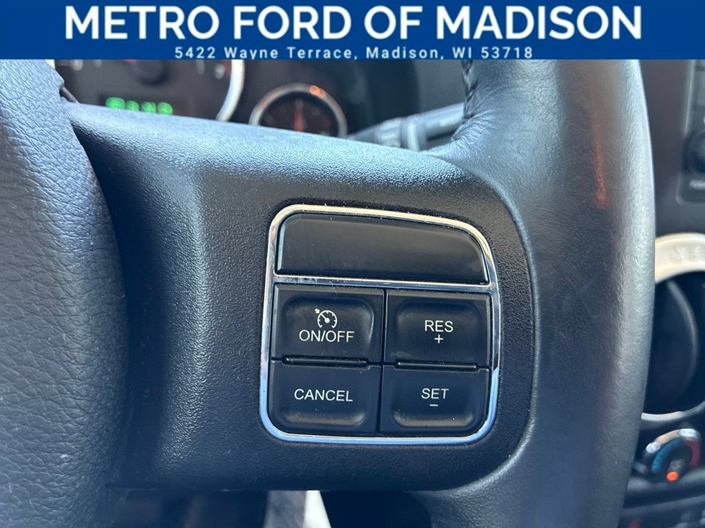 Used 2015 Jeep Wrangler Sahara AWD/4WD image 28