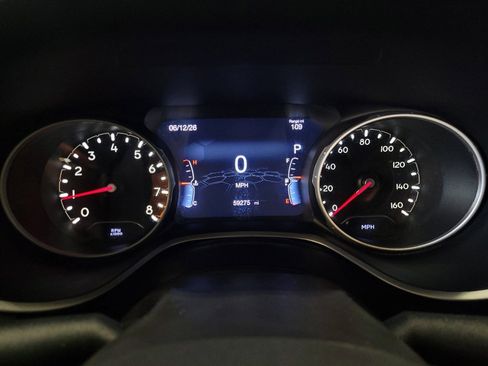 Used 2020 Jeep Compass Latitude w/ Popular Equipment Group FWD image 23