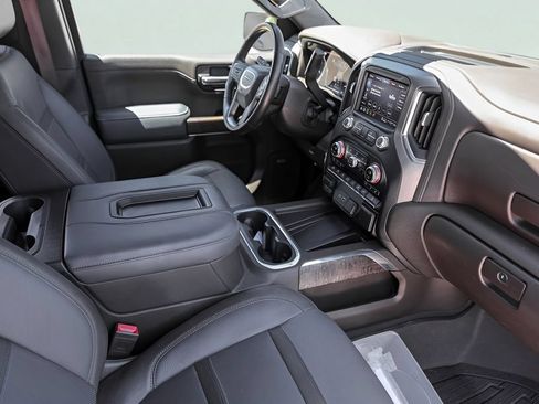Used 2021 GMC Sierra 1500 Denali w/ Technology Package AWD/4WD image 33