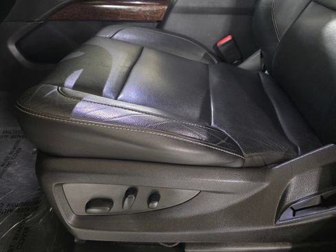 Used 2019 GMC Yukon XL SLT AWD/4WD image 27