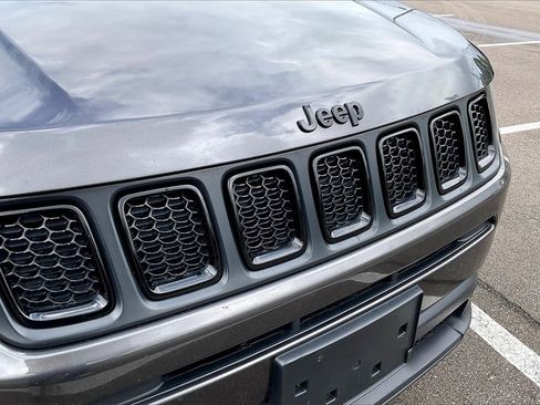 Used 2020 Jeep Compass Latitude image 29