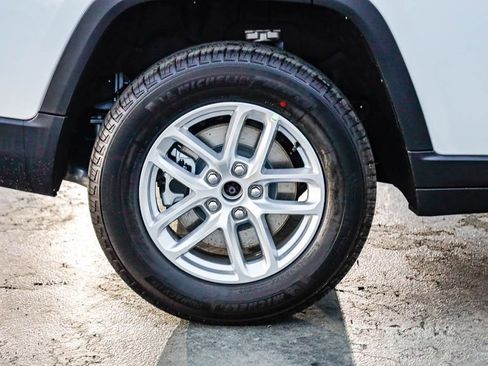 New 2025 Jeep Grand Cherokee L Laredo w/ Luxury Tech Group I image 12