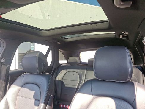 Used 2019 Mercedes-Benz GLC 300 4MATIC w/ Multimedia Package image 13