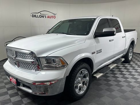 Used 2016 RAM 1500 Laramie AWD/4WD image 2